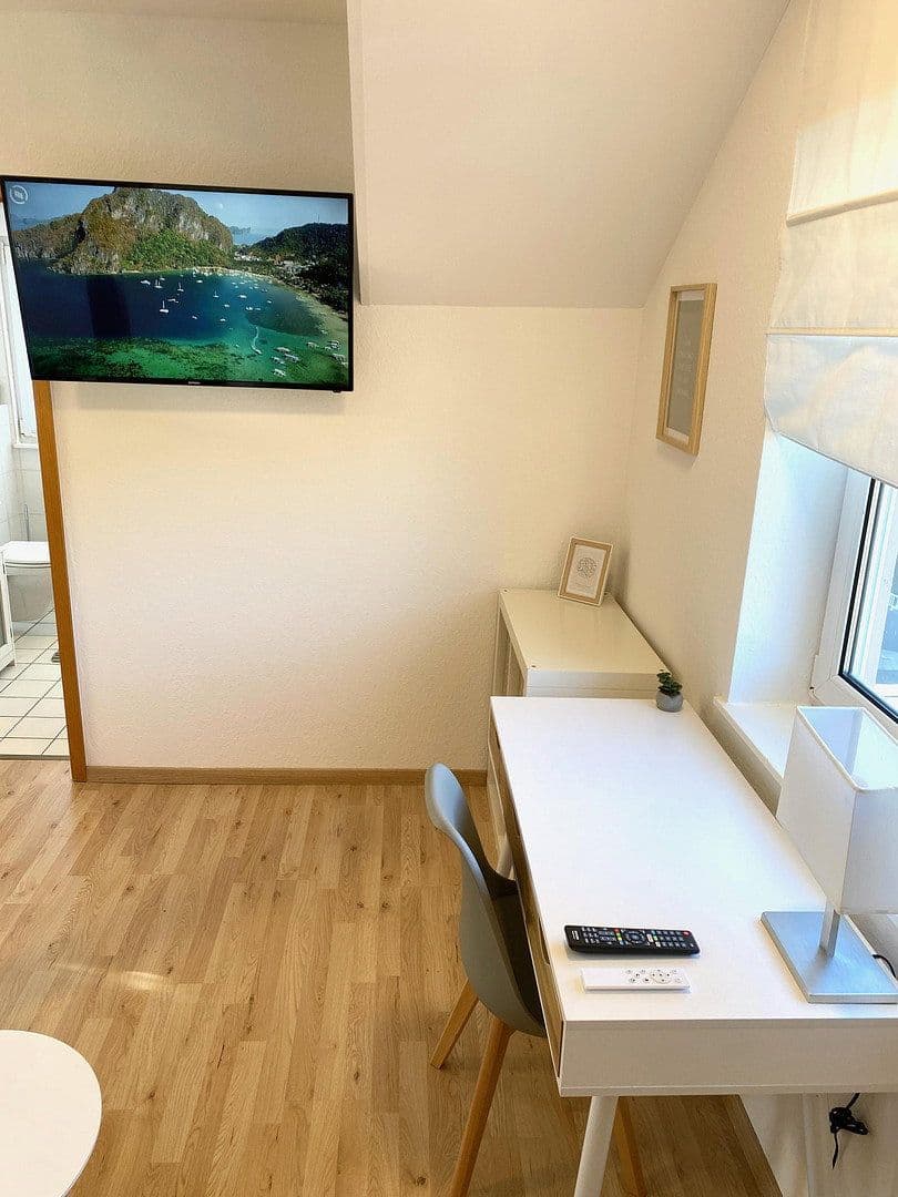 Prenájom bytu 1-izbový 20 m², Pfarrer-Dr.-Hoffmann-Str. 14, Wachtberg, Severné Porýnie - Westfálsko Prenájom bytu 1-izbový 20 m², Pfarrer-Dr.-Hoffmann-Str. 14, Wachtberg, Severné Porýnie - Westfálsko