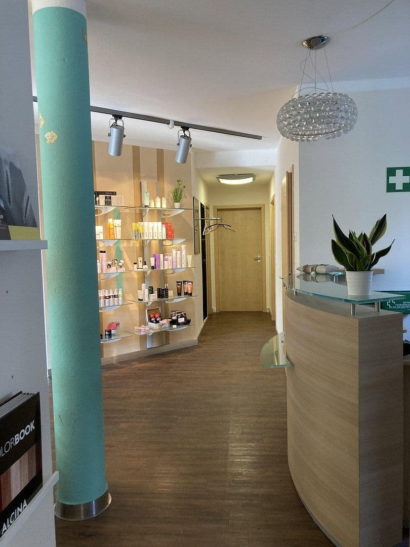 Prenájom kancelárie 115 m², Hauptstr.46, Greifenberg, Bavorsko Prenájom kancelárie 115 m², Hauptstr.46, Greifenberg, Bavorsko