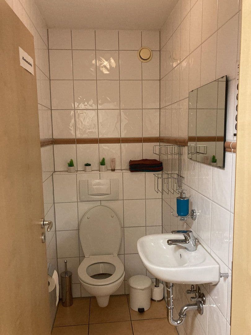 Prenájom kancelárie 115 m², Hauptstr.46, Greifenberg, Bavorsko Prenájom kancelárie 115 m², Hauptstr.46, Greifenberg, Bavorsko