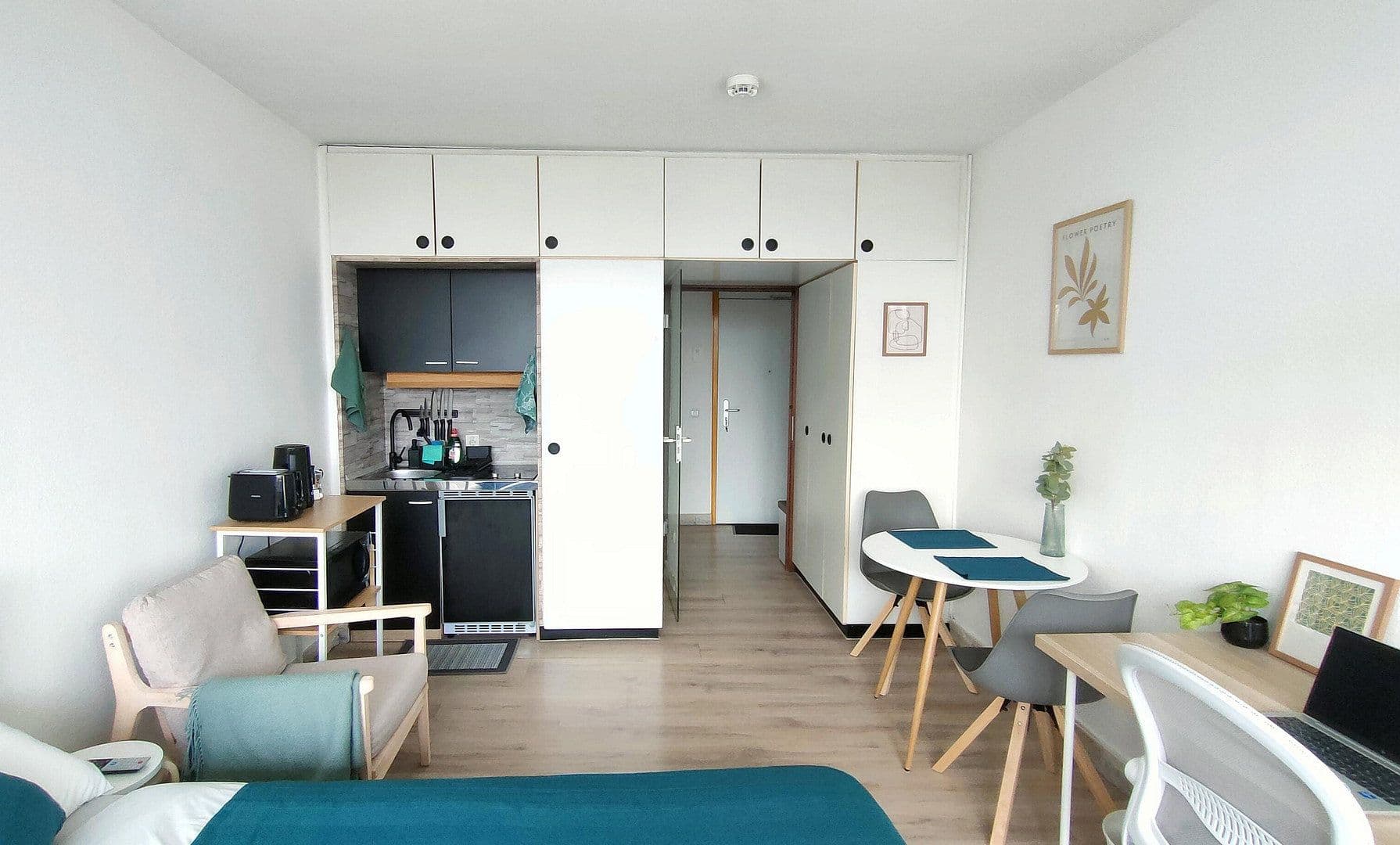 Prenájom bytu 1-izbový 25 m², Kreuzhofstr. 10, München, Bavorsko Prenájom bytu 1-izbový 25 m², Kreuzhofstr. 10, München, Bavorsko