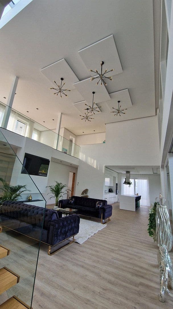 Predaj domu 255 m², pozemek 656 m², Residentstraße, Frankfurt, Hesensko Predaj domu 255 m², pozemek 656 m², Residentstraße, Frankfurt, Hesensko