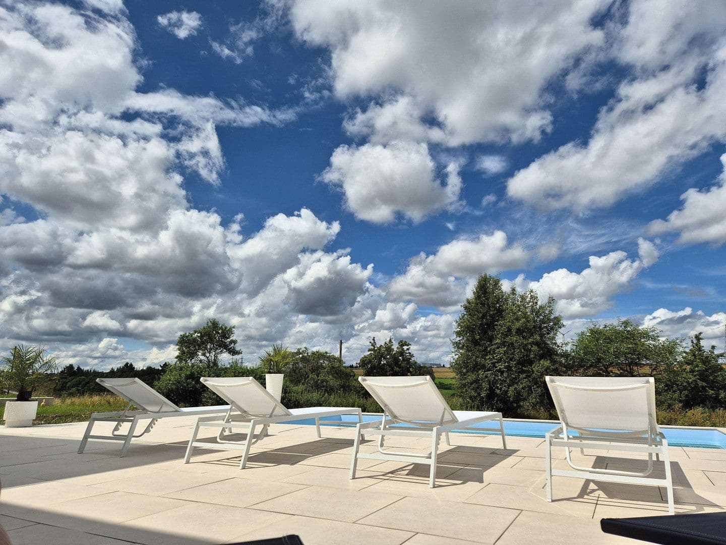 Predaj domu 255 m², pozemek 656 m², Residentstraße, Frankfurt, Hesensko Predaj domu 255 m², pozemek 656 m², Residentstraße, Frankfurt, Hesensko