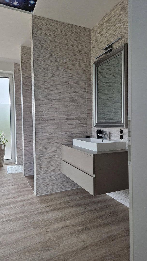 Predaj domu 255 m², pozemek 656 m², Residentstraße, Frankfurt, Hesensko Predaj domu 255 m², pozemek 656 m², Residentstraße, Frankfurt, Hesensko