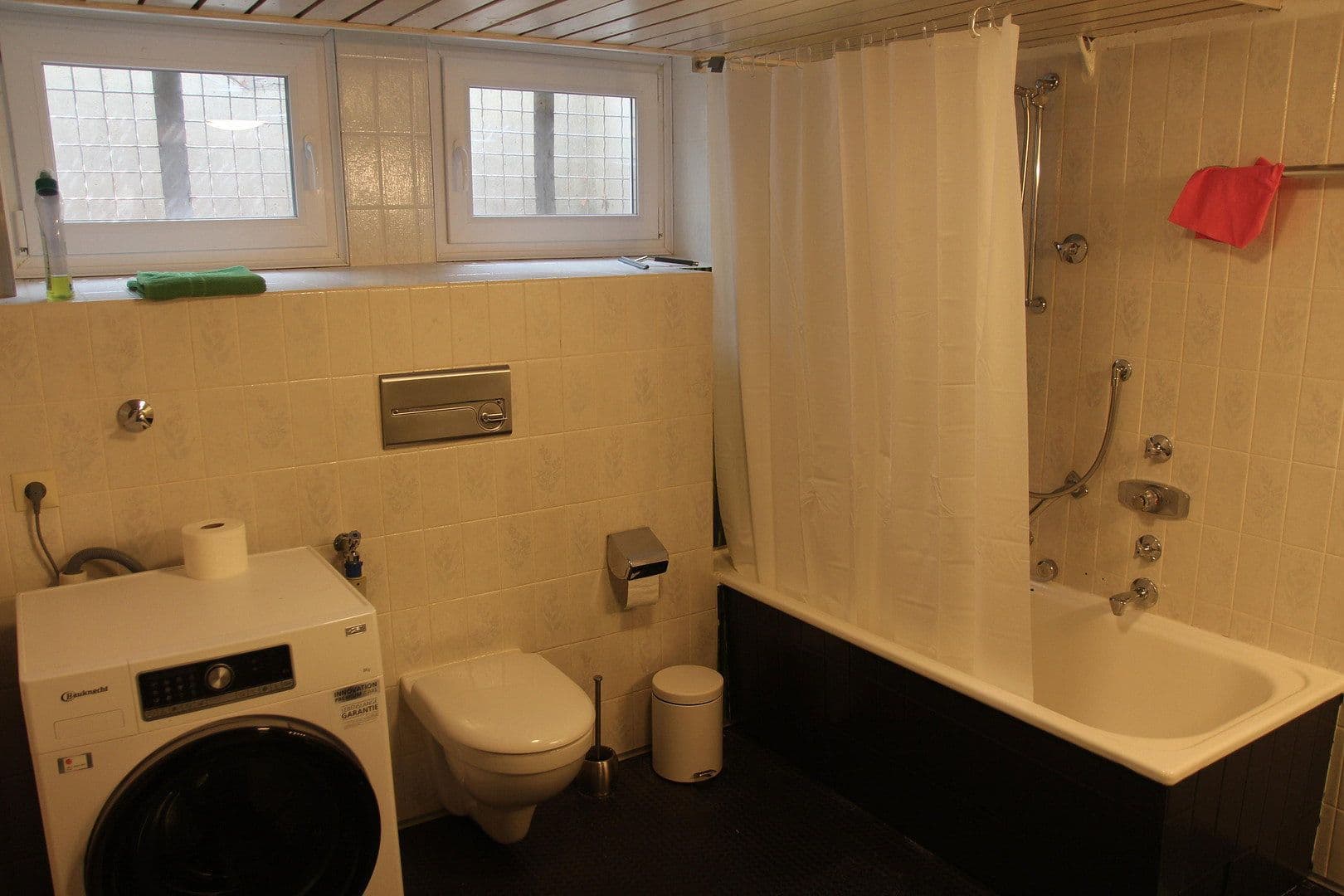 Predaj domu 356 m², pozemek 857 m², Freiburg, Bádensko-Wurttembersko Predaj domu 356 m², pozemek 857 m², Freiburg, Bádensko-Wurttembersko