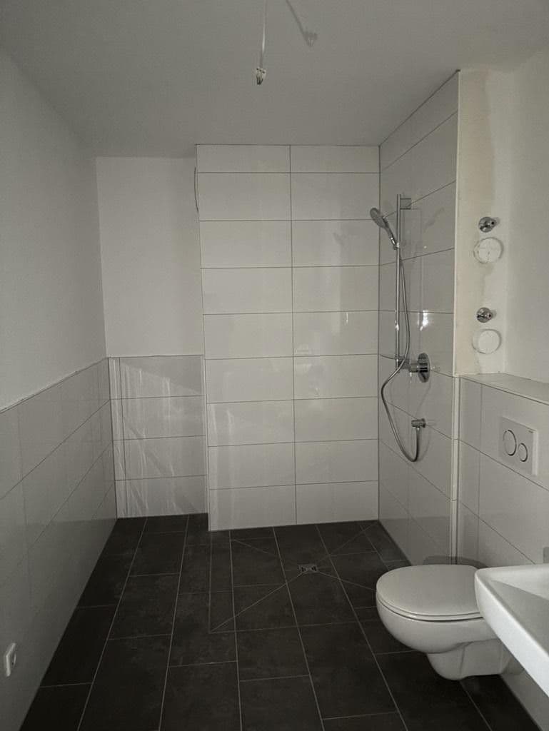 Prenájom bytu 3-izbový 78 m², Ludwig-Feuerbach-Str. 4, Nürnberg, Bavorsko Prenájom bytu 3-izbový 78 m², Ludwig-Feuerbach-Str. 4, Nürnberg, Bavorsko