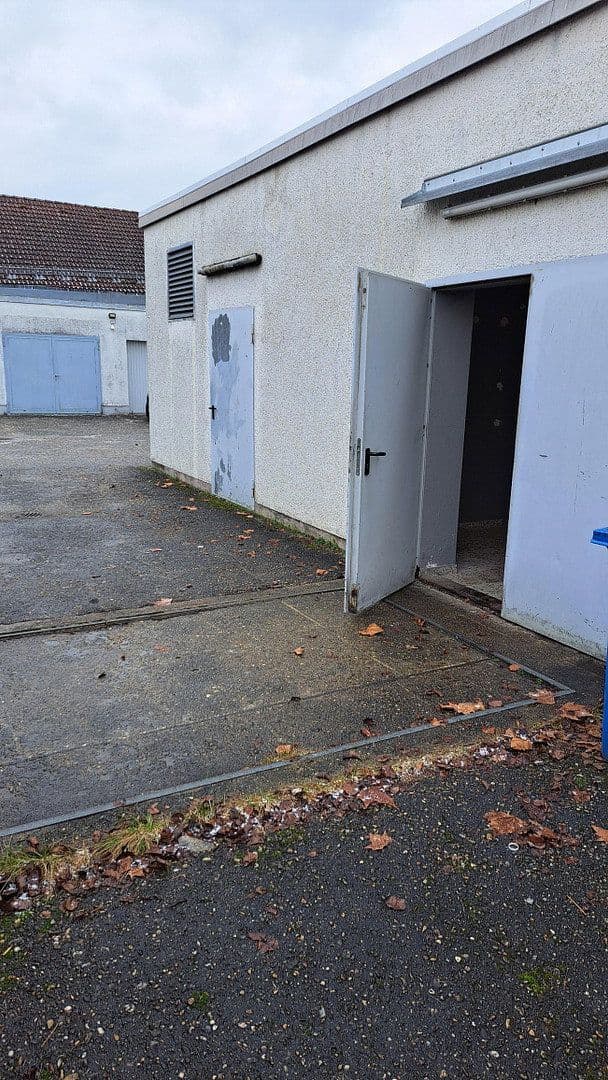 Prenájom nebytového priestoru 420 m², Plattling, Bavorsko Prenájom nebytového priestoru 420 m², Plattling, Bavorsko