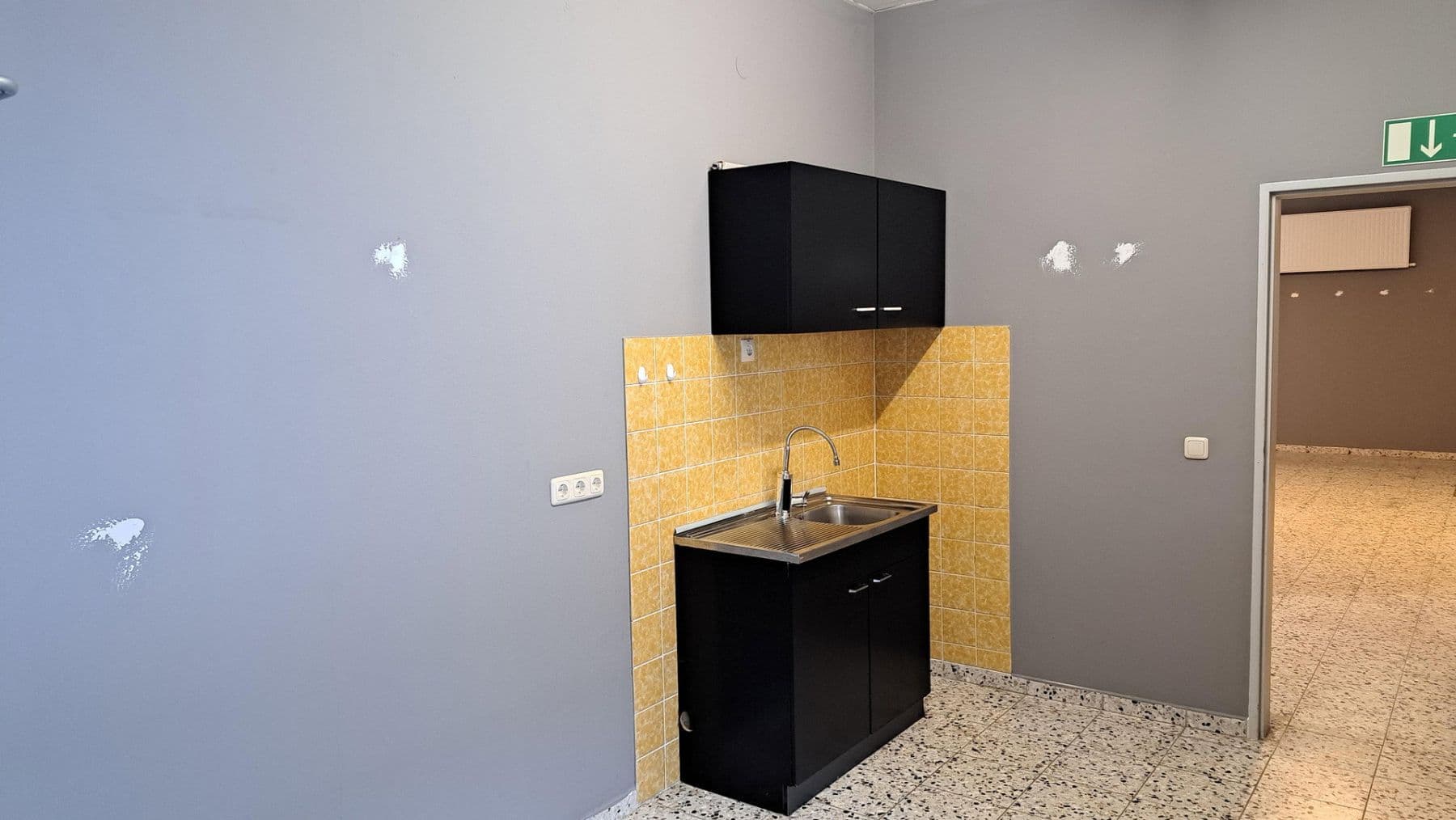 Prenájom nebytového priestoru 420 m², Plattling, Bavorsko Prenájom nebytového priestoru 420 m², Plattling, Bavorsko