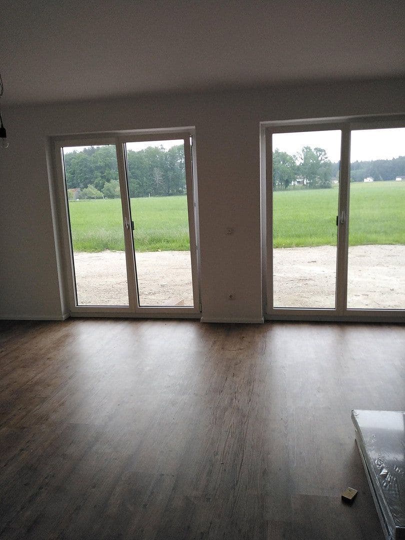 Prenájom domu 94 m², pozemek 100 m², Hochburg-Ach, Horné Rakúsko Prenájom domu 94 m², pozemek 100 m², Hochburg-Ach, Horné Rakúsko