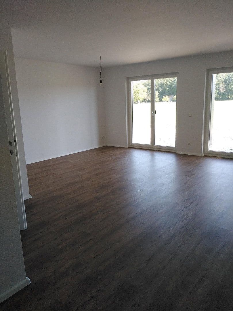 Prenájom domu 94 m², pozemek 100 m², Hochburg-Ach, Horné Rakúsko Prenájom domu 94 m², pozemek 100 m², Hochburg-Ach, Horné Rakúsko