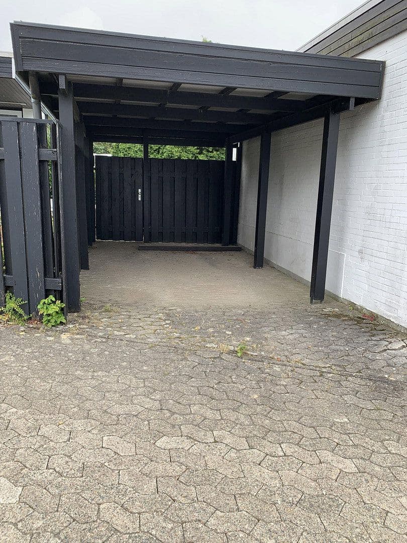 Prenájom domu 122 m², pozemek 230 m², Graff-Stauffenberg-Ring 38, Detmerode / Wolfsburg, Dolné Sasko Prenájom domu 122 m², pozemek 230 m², Graff-Stauffenberg-Ring 38, Detmerode / Wolfsburg, Dolné Sasko