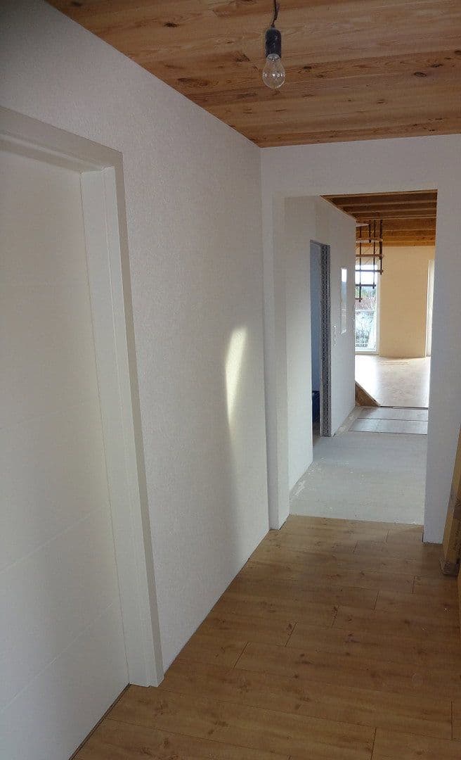 Prenájom bytu 3-izbový 107 m², Loßburg, Bádensko-Wurttembersko Prenájom bytu 3-izbový 107 m², Loßburg, Bádensko-Wurttembersko