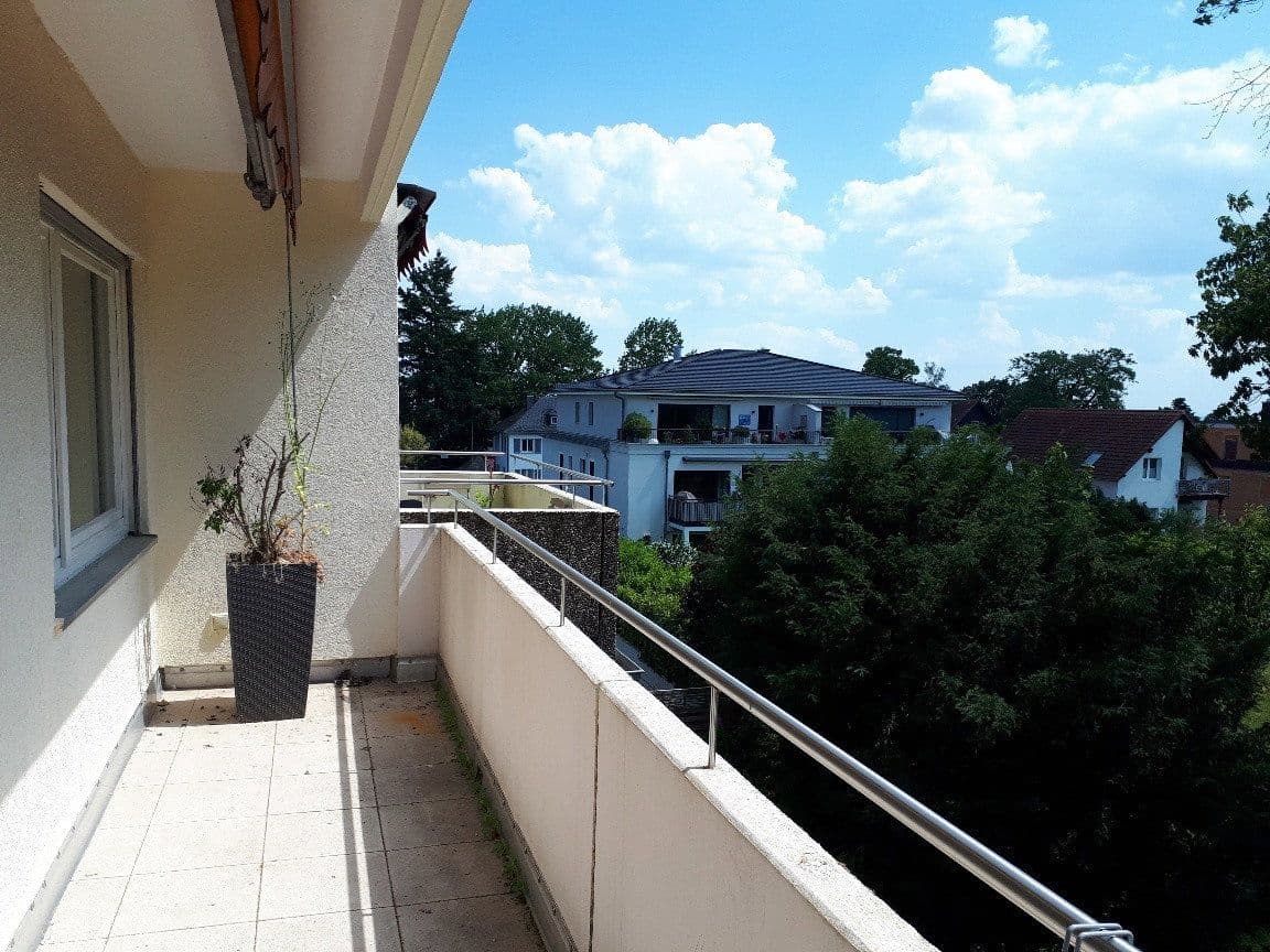 Prenájom bytu 2-izbový 81 m², Oberhöchstadter Straße 57, Oberursel (Taunus), Hesensko Prenájom bytu 2-izbový 81 m², Oberhöchstadter Straße 57, Oberursel (Taunus), Hesensko