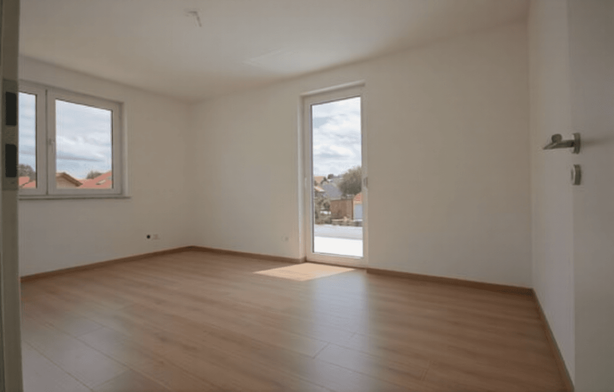 Prenájom bytu 4-izbový 90 m², Heilbronn / Biberach, Bádensko-Wurttembersko Prenájom bytu 4-izbový 90 m², Heilbronn / Biberach, Bádensko-Wurttembersko