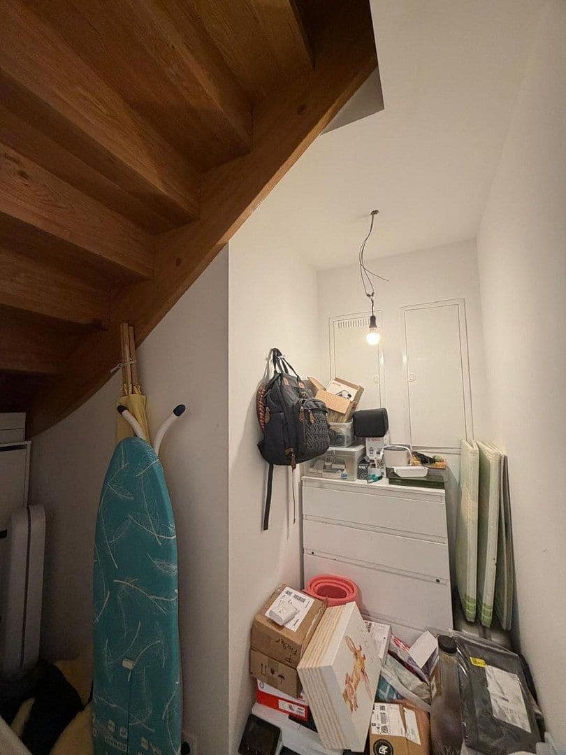 Prenájom bytu 2-izbový 79 m², Karwinskistr., 61, München, Bavorsko Prenájom bytu 2-izbový 79 m², Karwinskistr., 61, München, Bavorsko