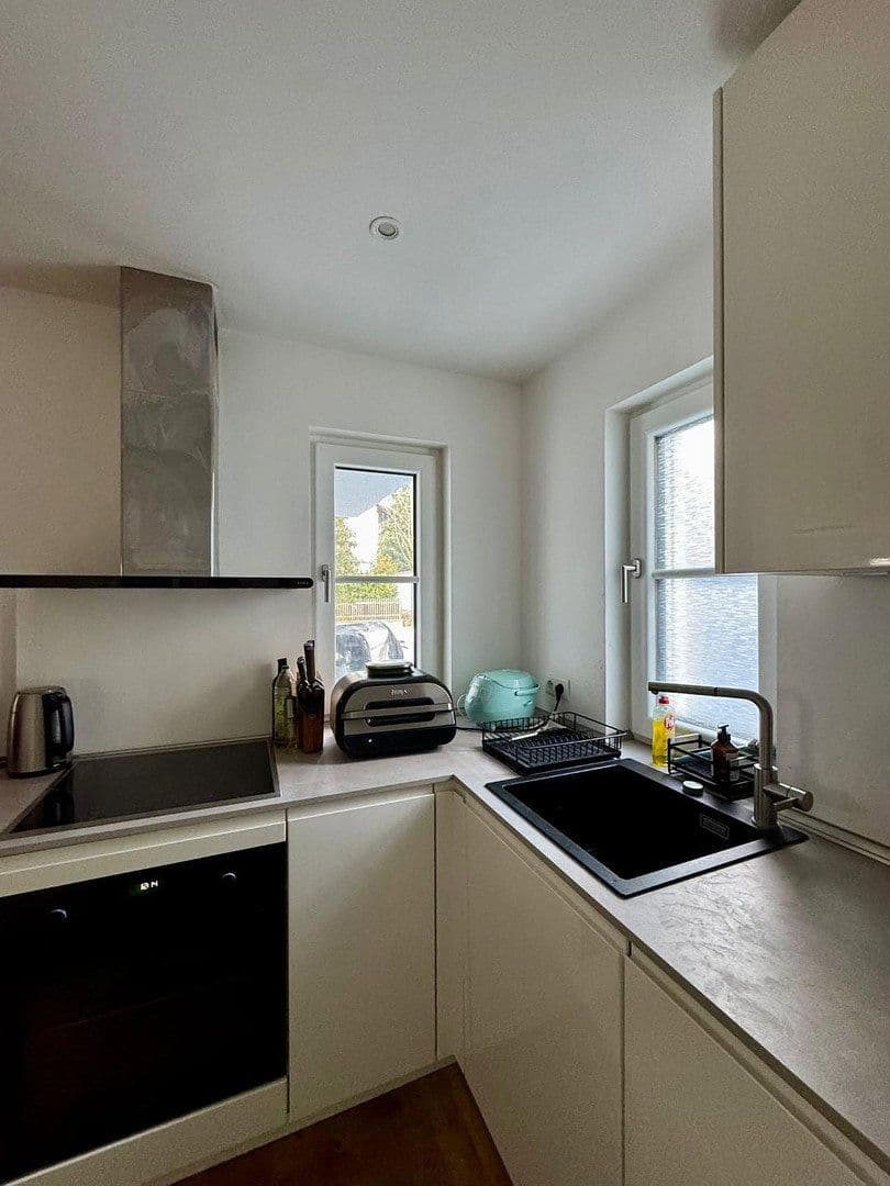 Prenájom bytu 2-izbový 79 m², Karwinskistr., 61, München, Bavorsko Prenájom bytu 2-izbový 79 m², Karwinskistr., 61, München, Bavorsko