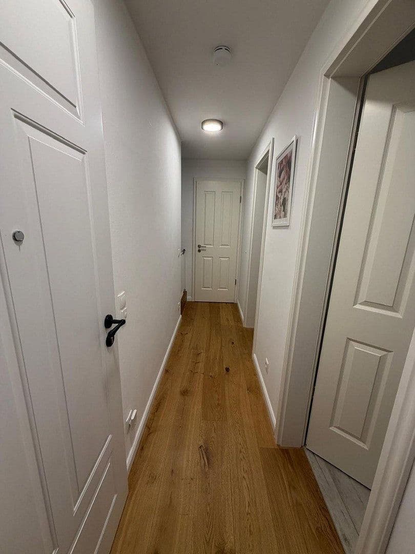 Prenájom bytu 2-izbový 79 m², Karwinskistr., 61, München, Bavorsko Prenájom bytu 2-izbový 79 m², Karwinskistr., 61, München, Bavorsko