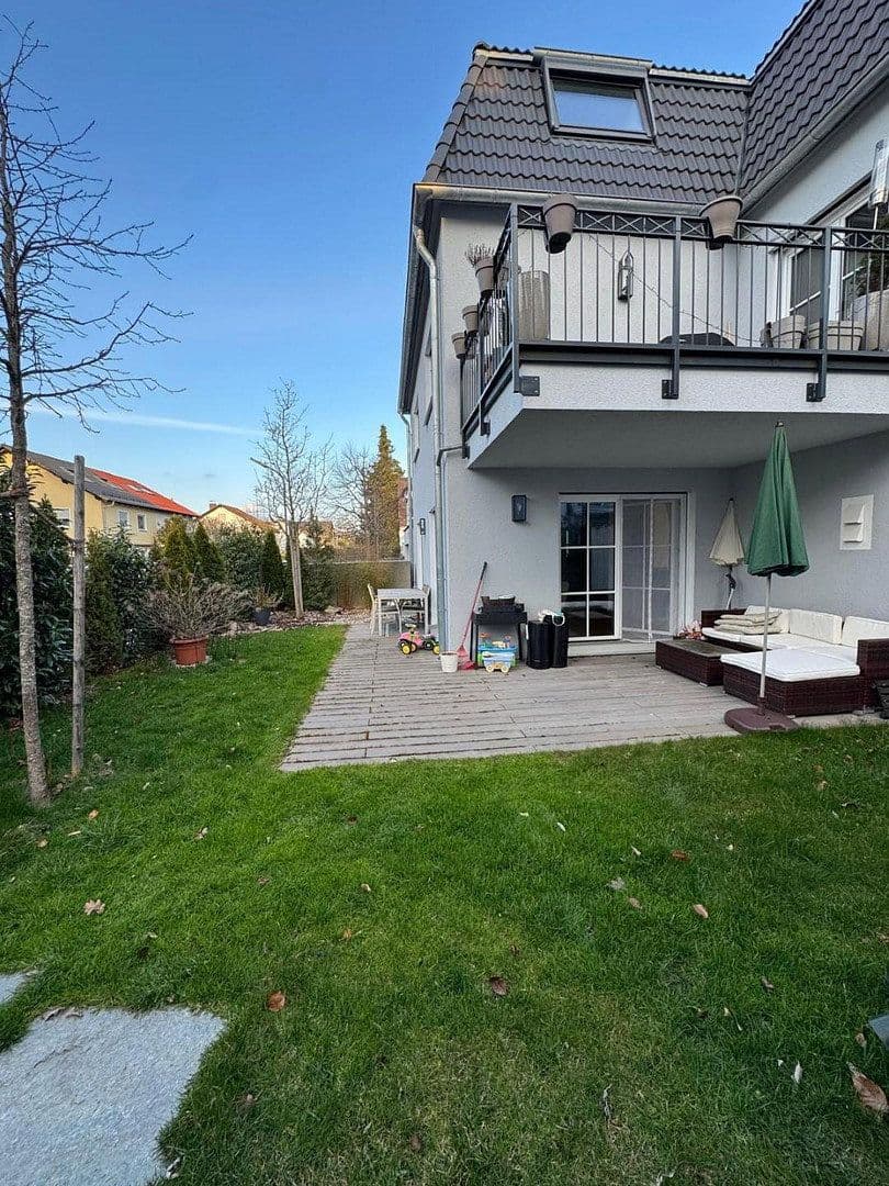 Prenájom bytu 2-izbový 79 m², Karwinskistr., 61, München, Bavorsko Prenájom bytu 2-izbový 79 m², Karwinskistr., 61, München, Bavorsko