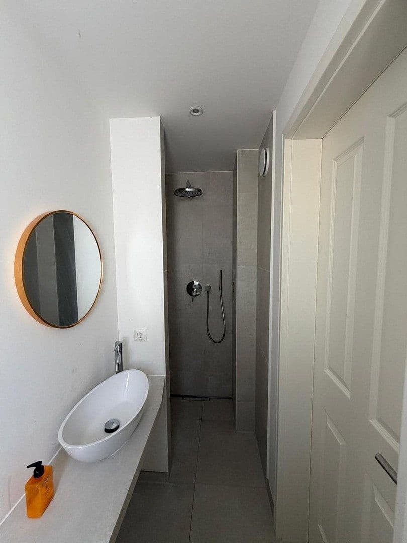 Prenájom bytu 2-izbový 79 m², Karwinskistr., 61, München, Bavorsko Prenájom bytu 2-izbový 79 m², Karwinskistr., 61, München, Bavorsko