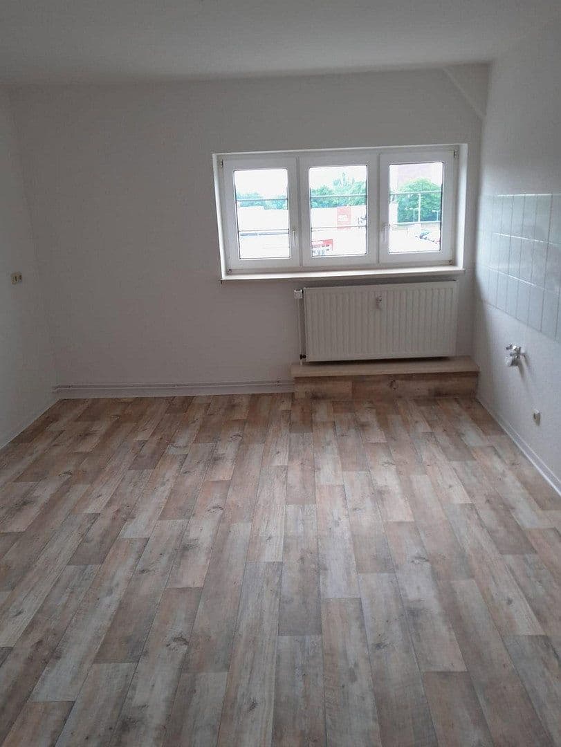 Prenájom bytu 2-izbový 78 m², Aschersleben, Sasko-Anhaltsko Prenájom bytu 2-izbový 78 m², Aschersleben, Sasko-Anhaltsko