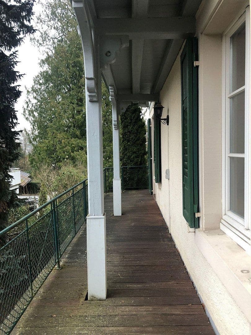 Prenájom bytu 3-izbový 151 m², Lichtentaler Allee 14b, Baden-Baden, Bádensko-Wurttembersko Prenájom bytu 3-izbový 151 m², Lichtentaler Allee 14b, Baden-Baden, Bádensko-Wurttembersko