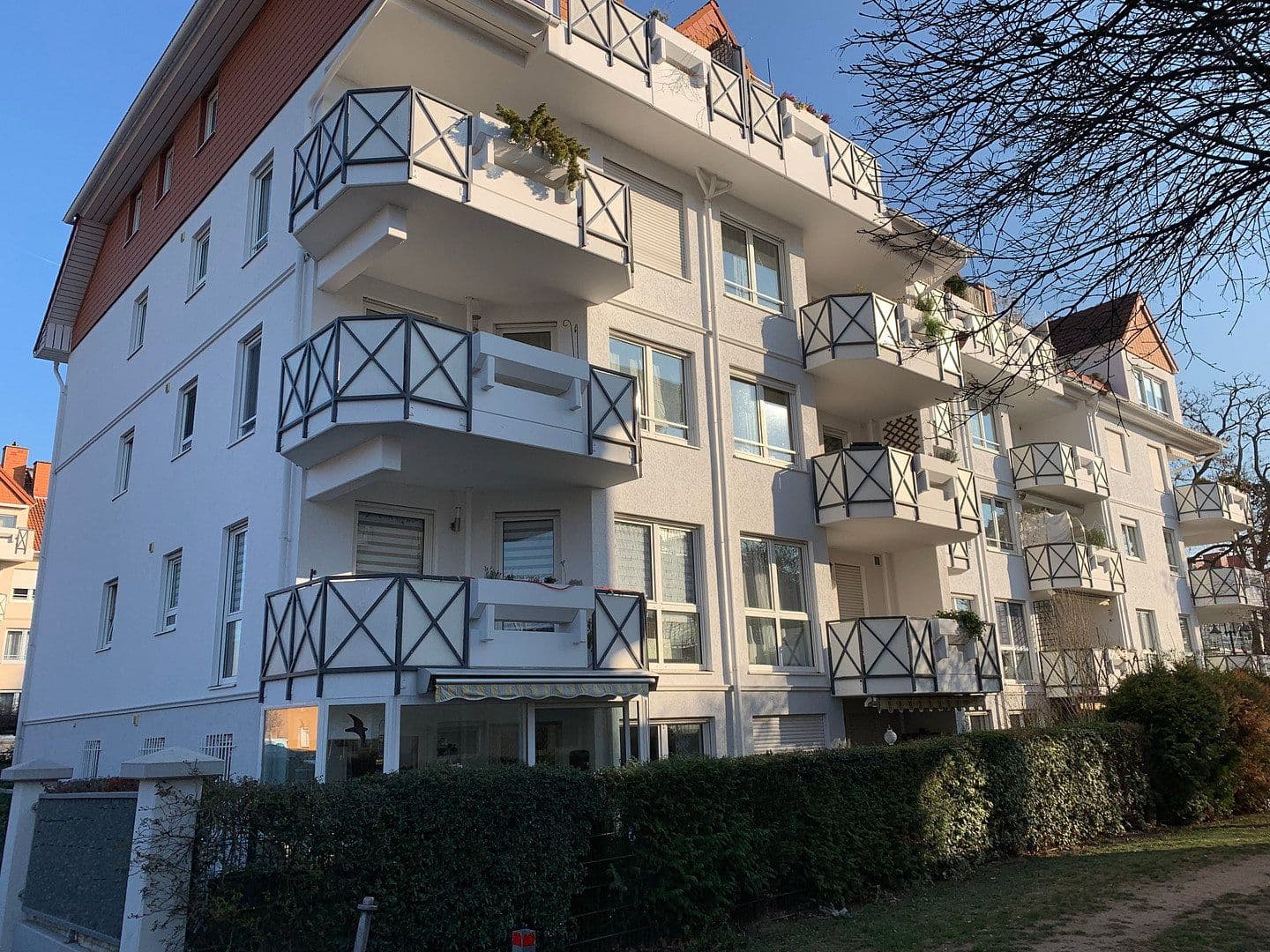 Prenájom bytu 3-izbový 80 m², Frankfurt, Hesensko Prenájom bytu 3-izbový 80 m², Frankfurt, Hesensko