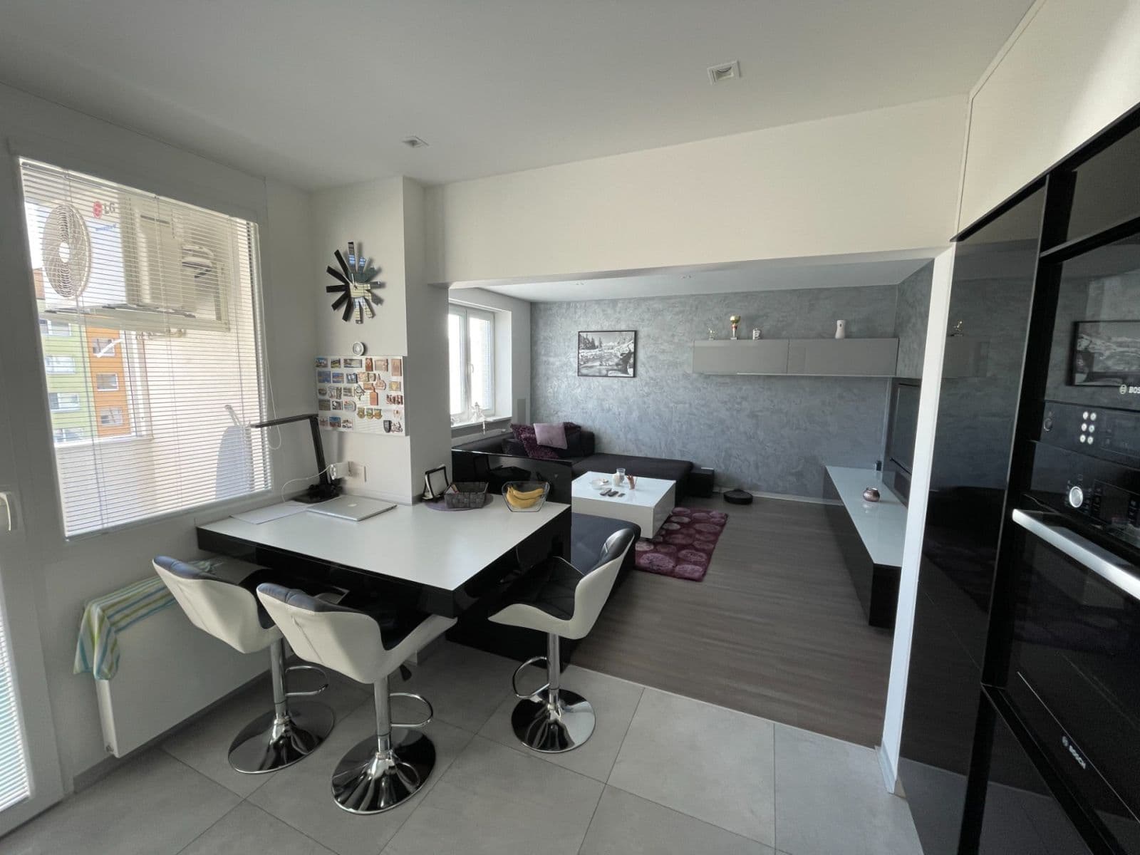 Predaj bytu 2-izbový 55 m², M. Rázusa, Prievidza, Trenčiansky kraj Predaj bytu 2-izbový 55 m², M. Rázusa, Prievidza, Trenčiansky kraj