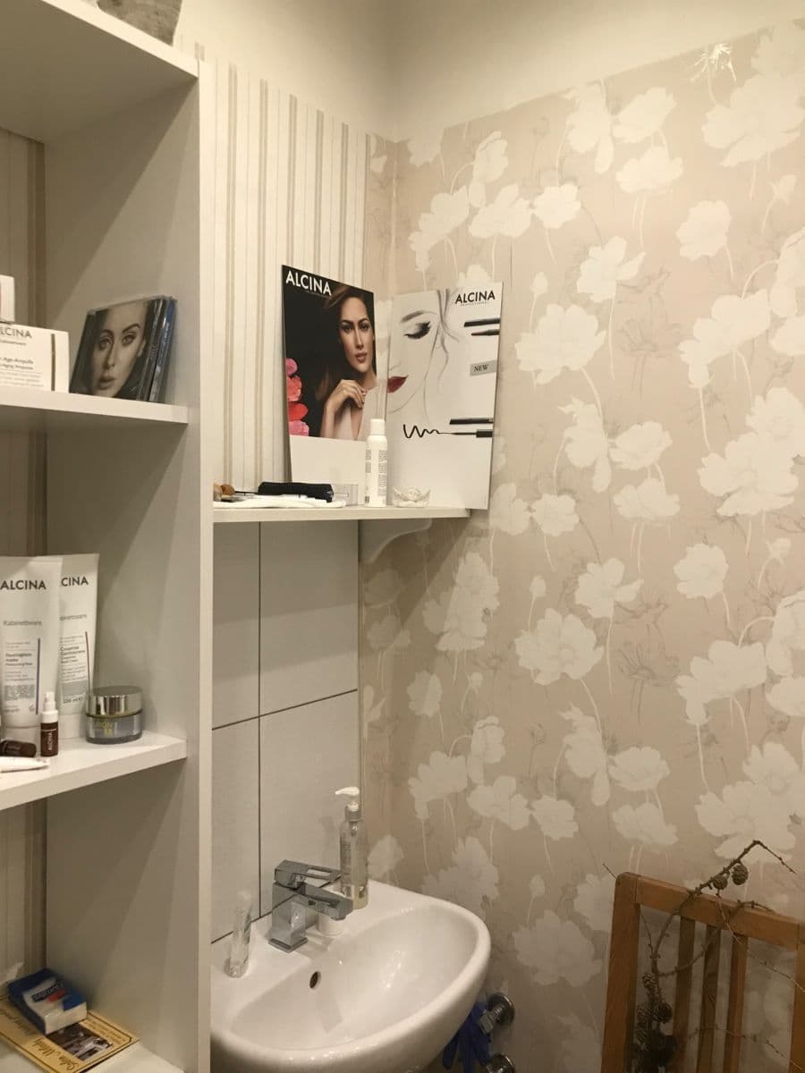 Prenájom nebytového priestoru 4 m², Hvězdova, Praha, Praha Prenájom nebytového priestoru 4 m², Hvězdova, Praha, Praha