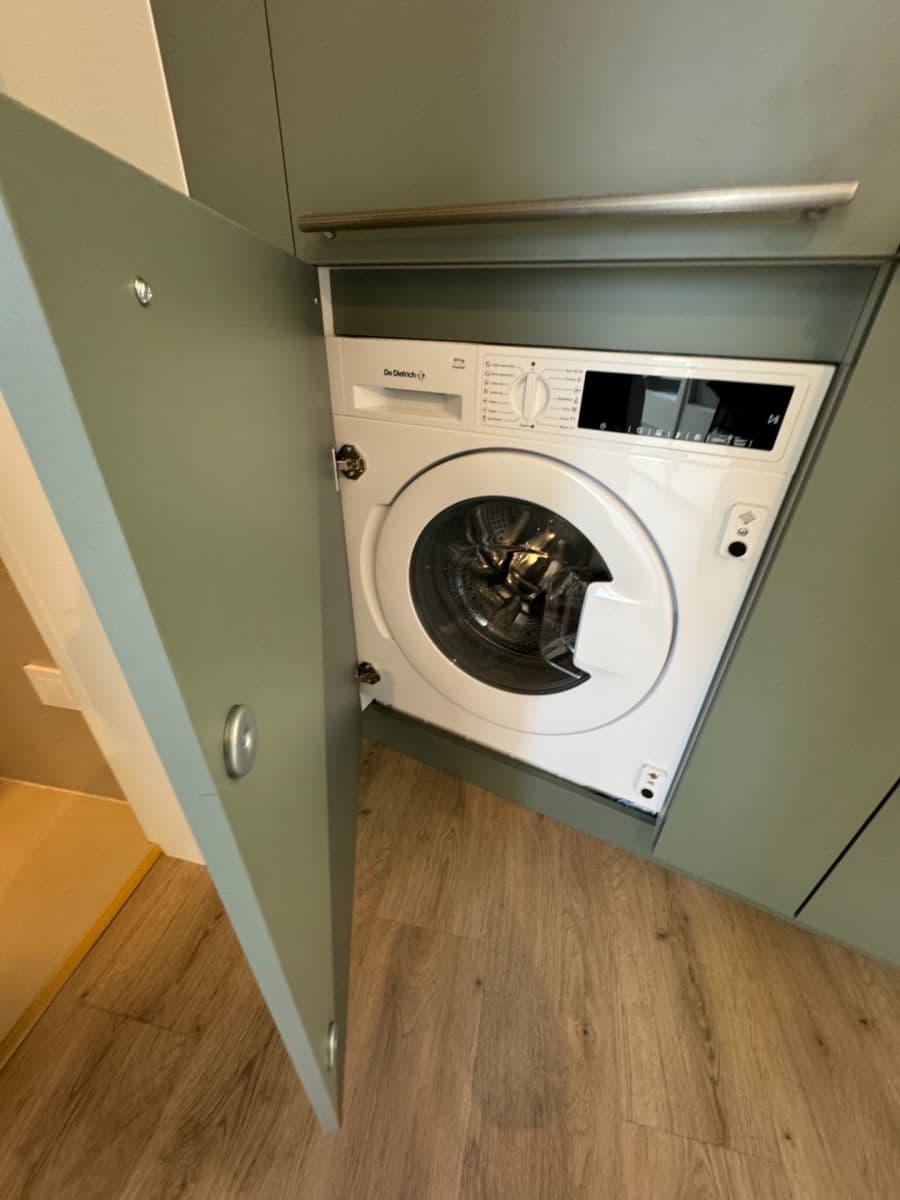 Prenájom bytu 1-izbový 34 m², Boleslavova, Praha, Praha Prenájom bytu 1-izbový 34 m², Boleslavova, Praha, Praha