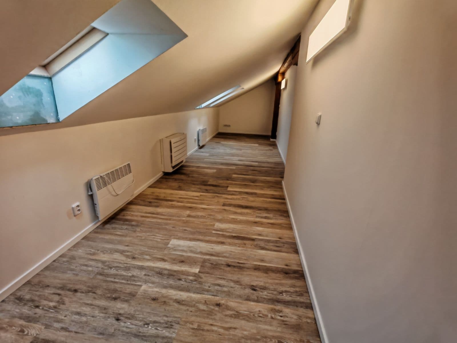 Prenájom bytu 2-izbový 94 m², Navrátilova, Praha, Praha Prenájom bytu 2-izbový 94 m², Navrátilova, Praha, Praha