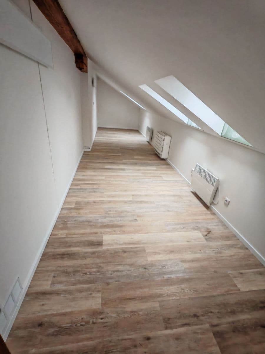 Prenájom bytu 2-izbový 94 m², Navrátilova, Praha, Praha Prenájom bytu 2-izbový 94 m², Navrátilova, Praha, Praha