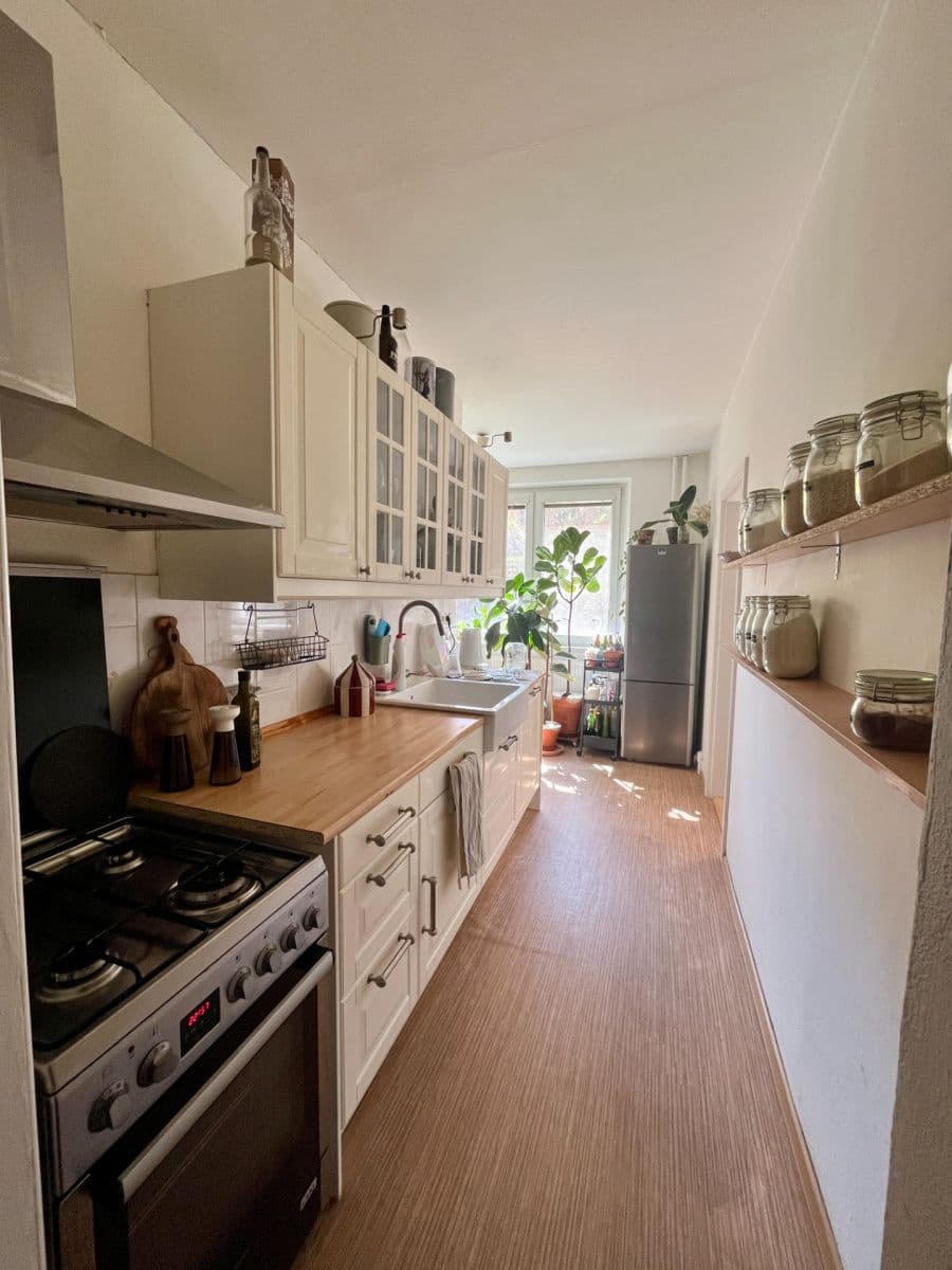 Prenájom bytu 2-izbový 62 m², Foltýnova, Brno, Jihomoravský kraj Prenájom bytu 2-izbový 62 m², Foltýnova, Brno, Jihomoravský kraj