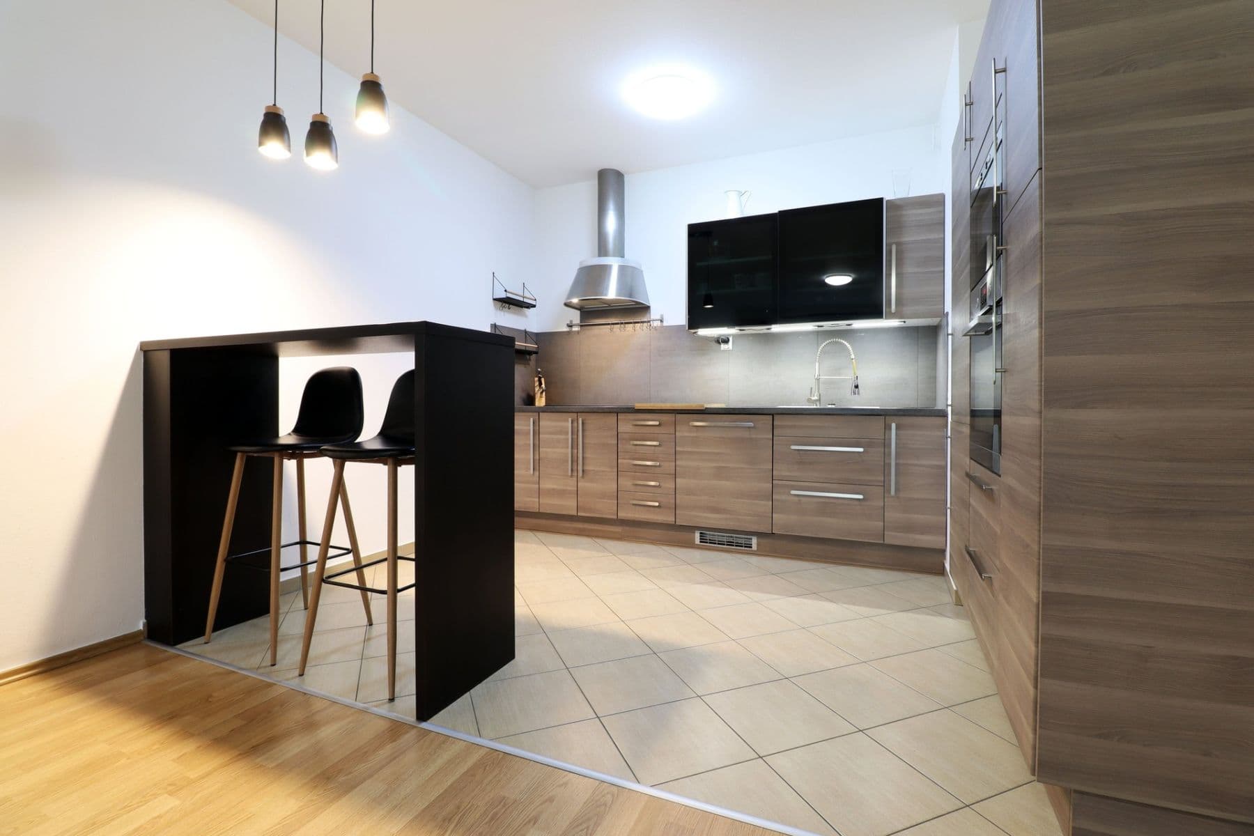 Prenájom bytu 2-izbový 61 m², Přeučilova, Praha, Praha Prenájom bytu 2-izbový 61 m², Přeučilova, Praha, Praha