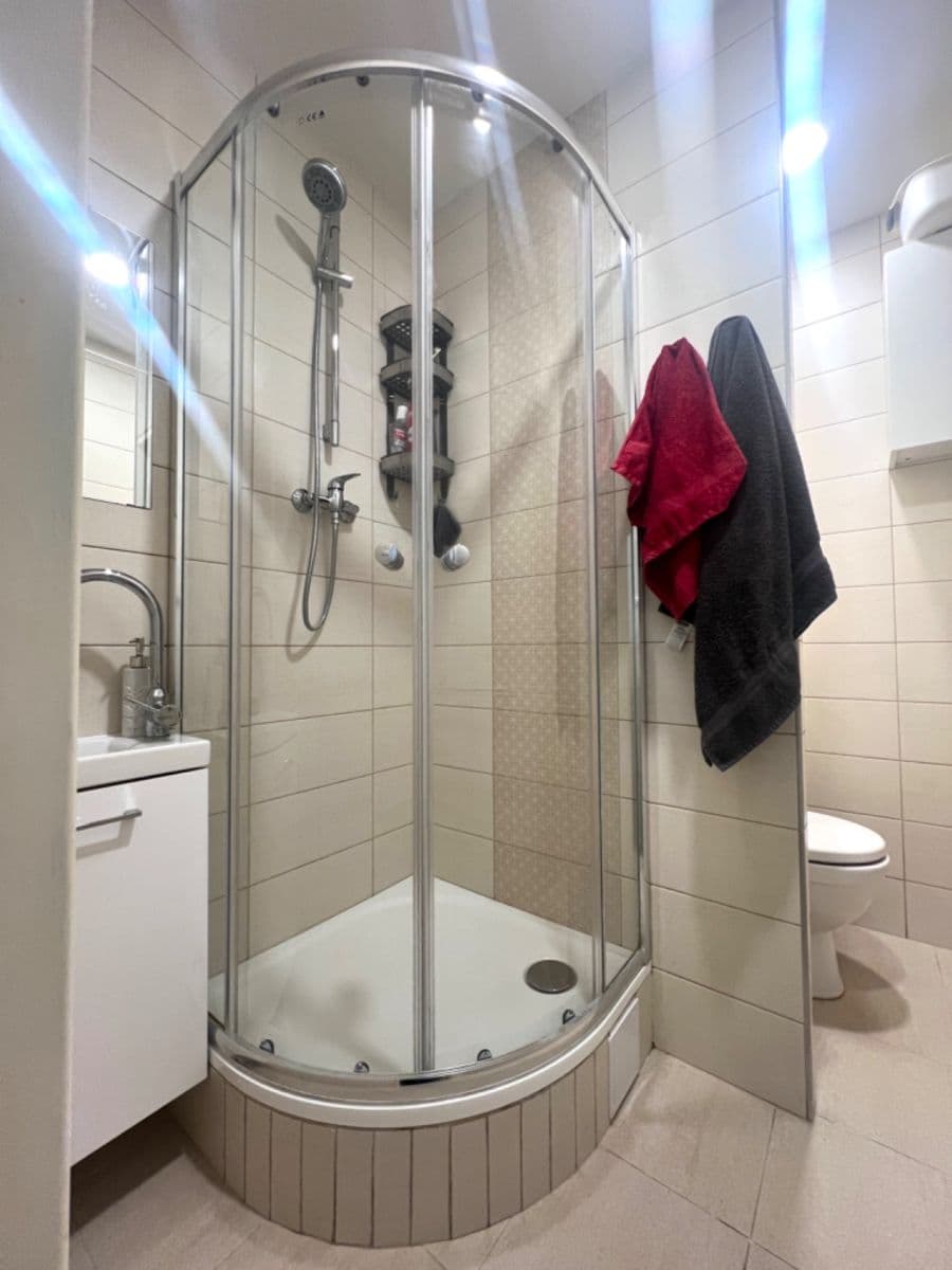 Predaj bytu 2-izbový 13 m², Arbesova, Kladno, Středočeský kraj Predaj bytu 2-izbový 13 m², Arbesova, Kladno, Středočeský kraj