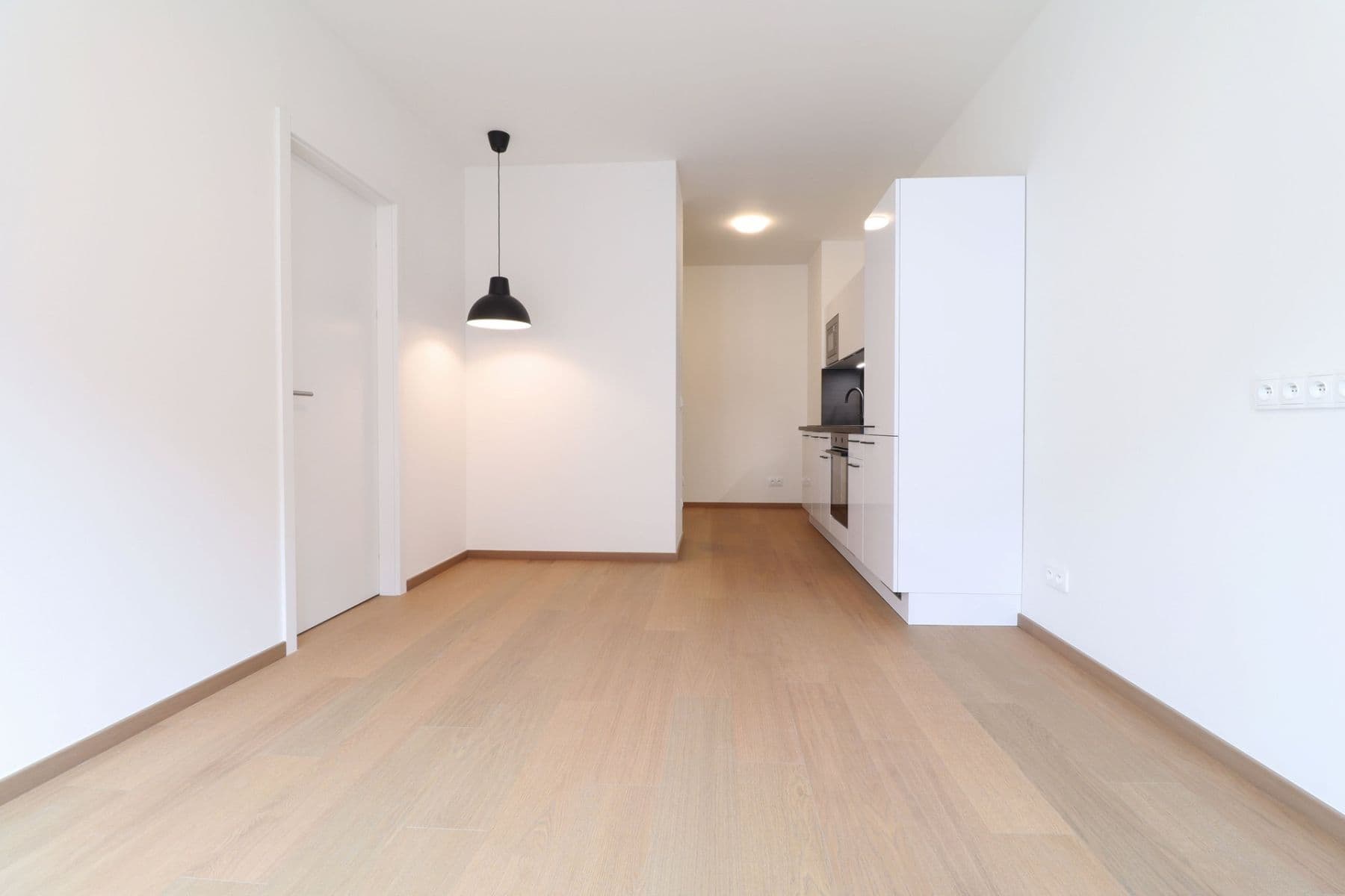 Prenájom bytu 2-izbový 43 m², V háji, Praha, Praha Prenájom bytu 2-izbový 43 m², V háji, Praha, Praha