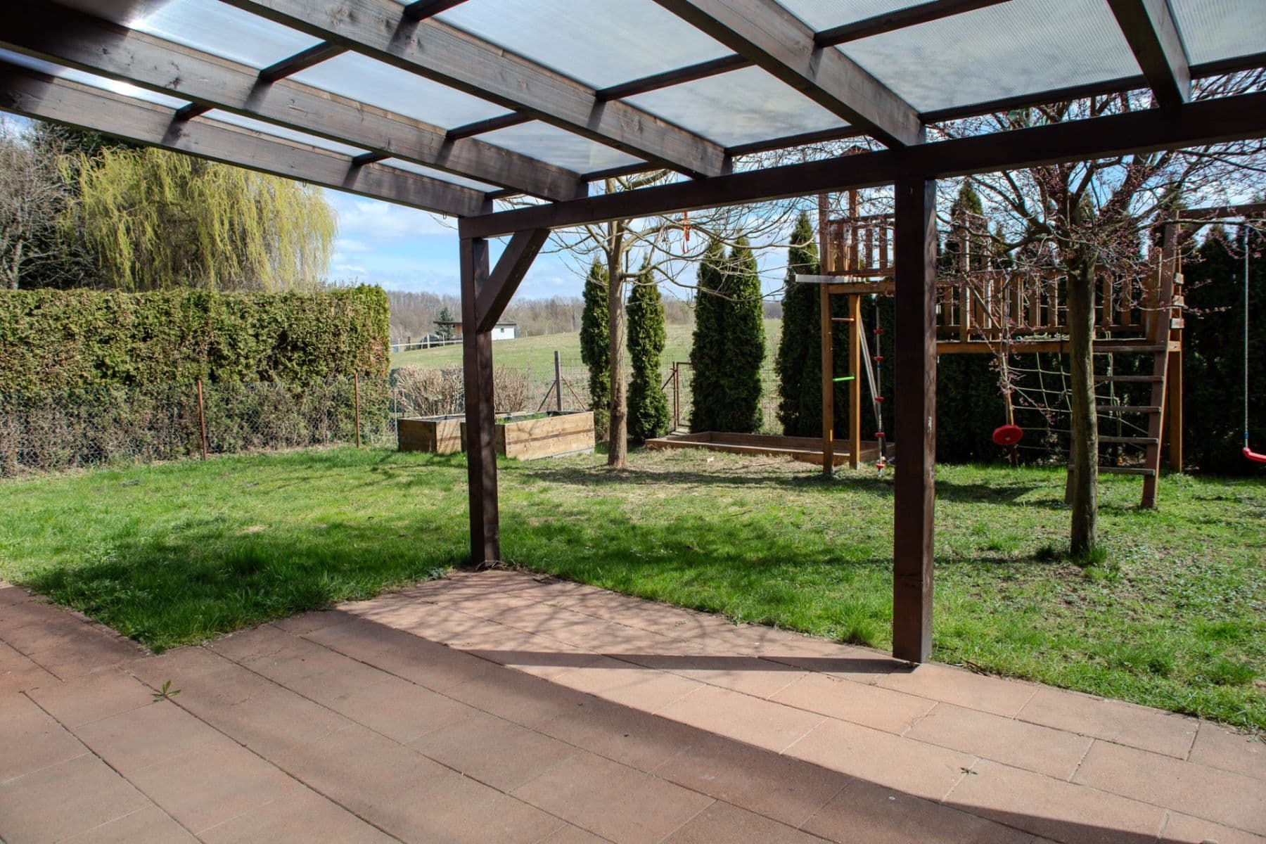 Predaj domu 240 m², pozemek 745 m², Dolní, Hradec Králové, Královéhradecký kraj Predaj domu 240 m², pozemek 745 m², Dolní, Hradec Králové, Královéhradecký kraj