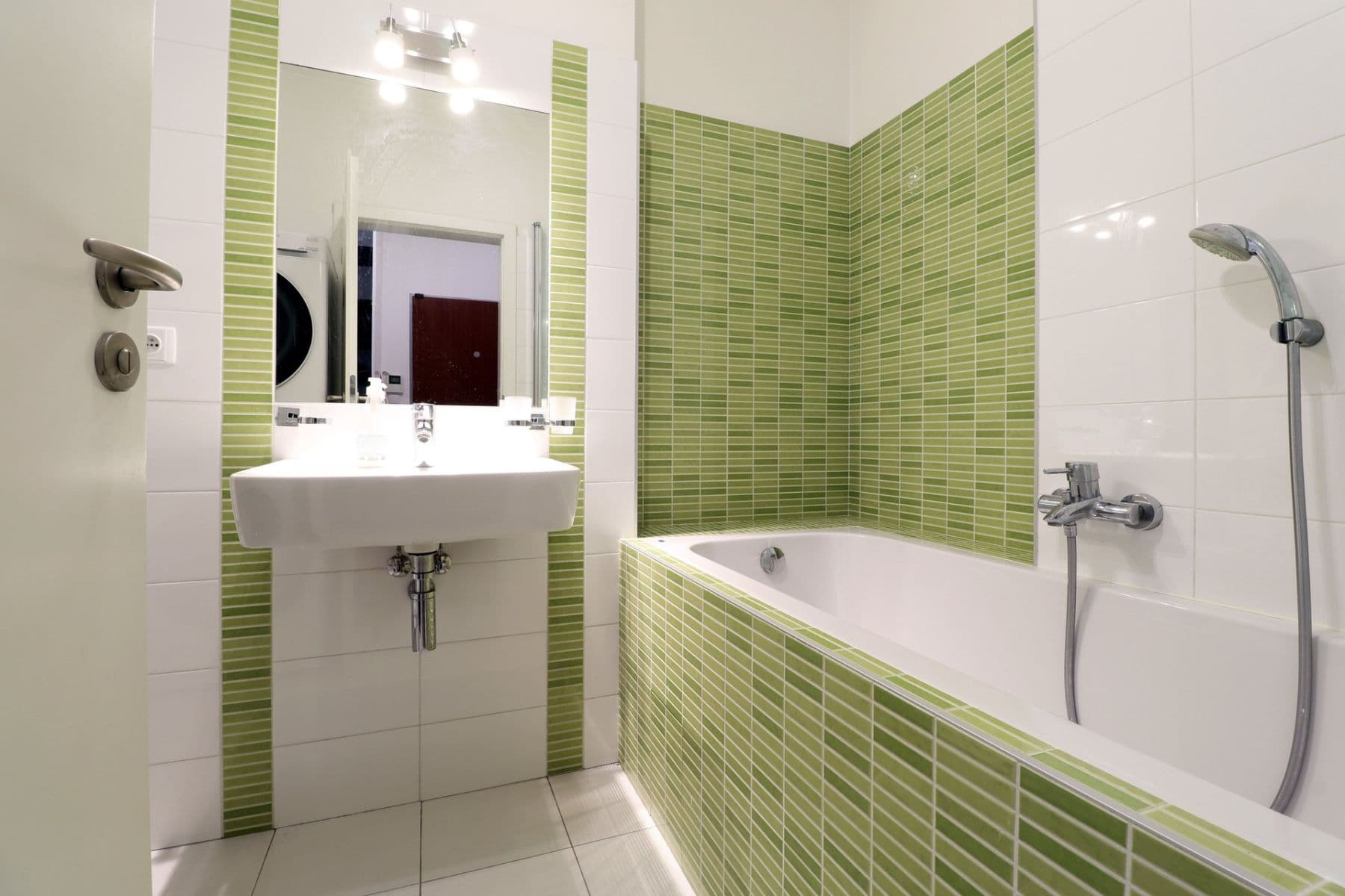 Prenájom bytu 2-izbový 55 m², Dragounská, Praha, Praha Prenájom bytu 2-izbový 55 m², Dragounská, Praha, Praha