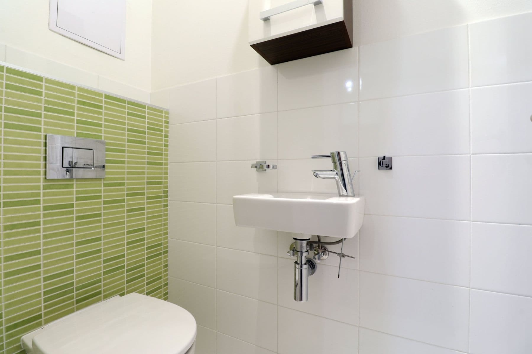 Prenájom bytu 2-izbový 55 m², Dragounská, Praha, Praha Prenájom bytu 2-izbový 55 m², Dragounská, Praha, Praha