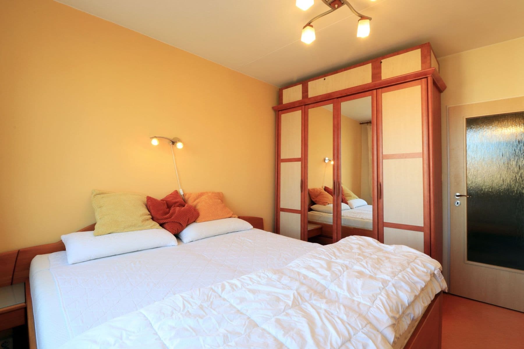 Prenájom bytu 3-izbový 73 m², Nevanova, Praha, Praha Prenájom bytu 3-izbový 73 m², Nevanova, Praha, Praha