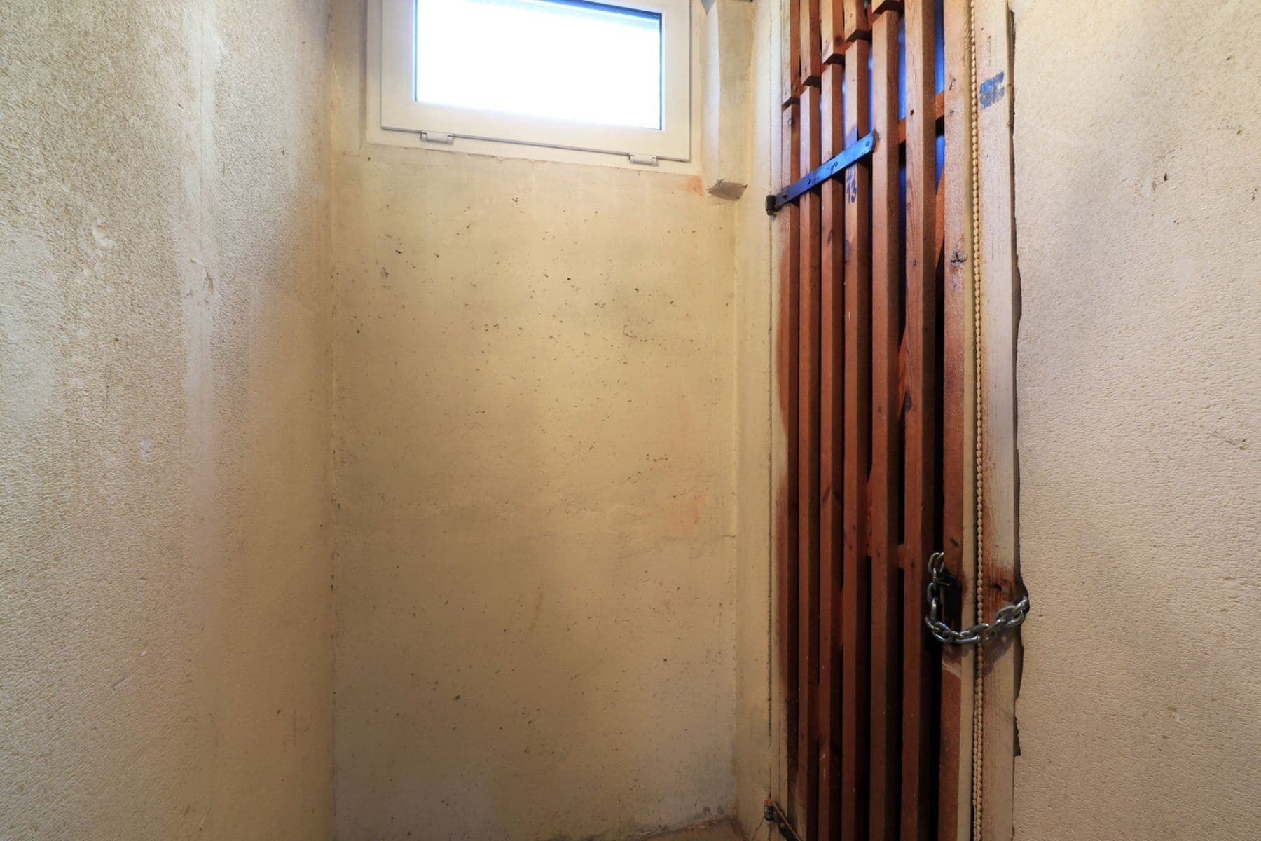 Prenájom bytu 3-izbový 73 m², Nevanova, Praha, Praha Prenájom bytu 3-izbový 73 m², Nevanova, Praha, Praha