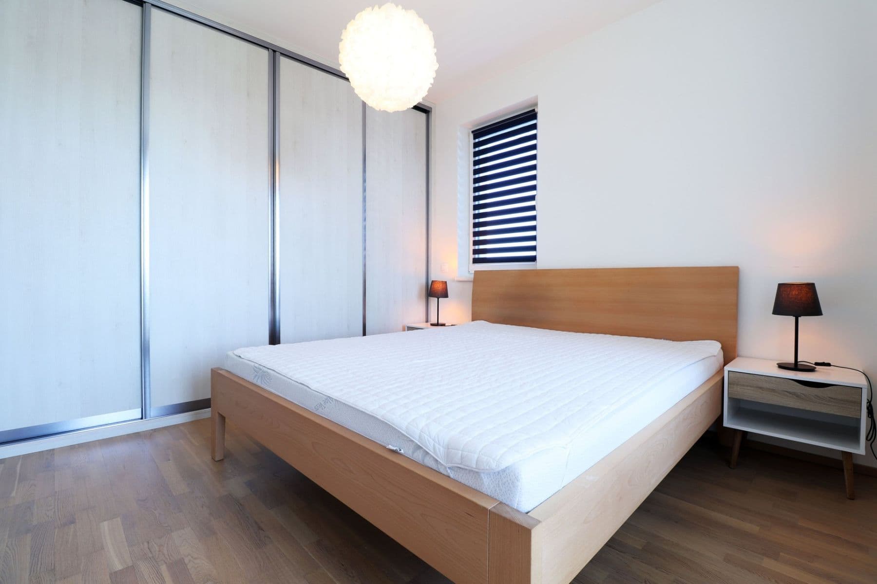 Prenájom bytu 2-izbový 49 m², Waltariho, Praha, Praha Prenájom bytu 2-izbový 49 m², Waltariho, Praha, Praha