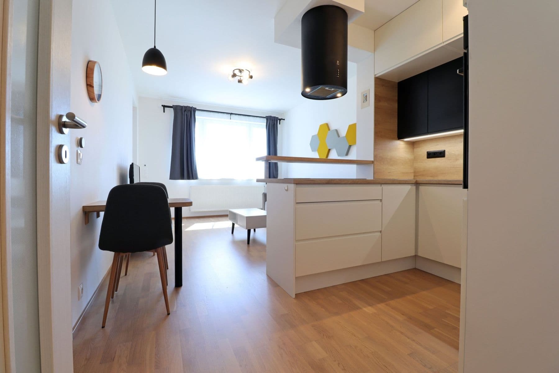 Prenájom bytu 2-izbový 49 m², Waltariho, Praha, Praha Prenájom bytu 2-izbový 49 m², Waltariho, Praha, Praha