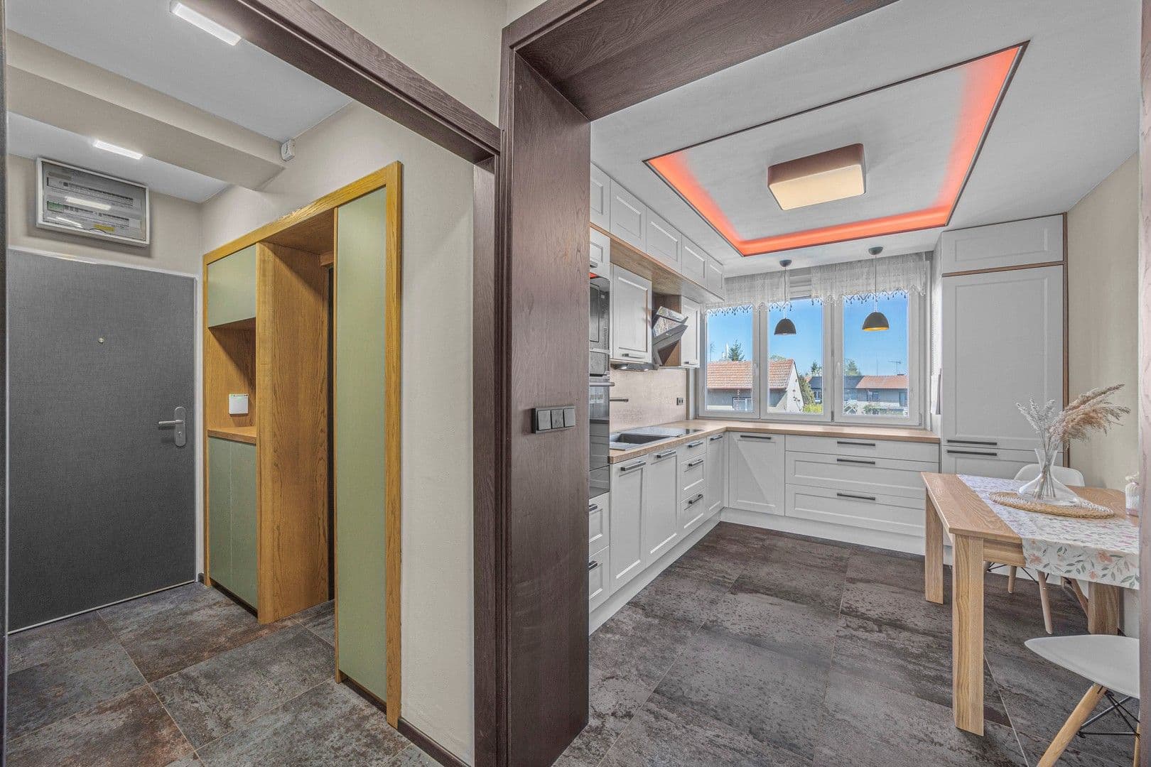 Prenájom bytu 2-izbový 50 m², Sklářská, Poděbrady, Středočeský kraj Prenájom bytu 2-izbový 50 m², Sklářská, Poděbrady, Středočeský kraj