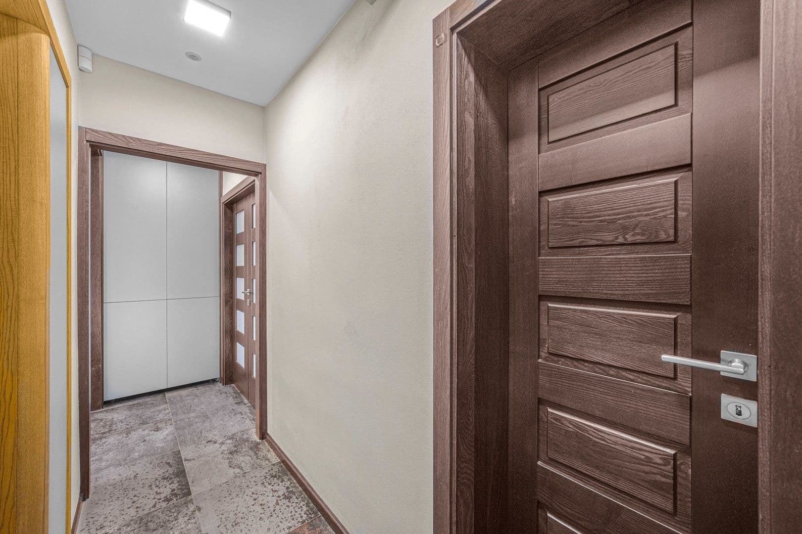 Prenájom bytu 2-izbový 50 m², Sklářská, Poděbrady, Středočeský kraj Prenájom bytu 2-izbový 50 m², Sklářská, Poděbrady, Středočeský kraj