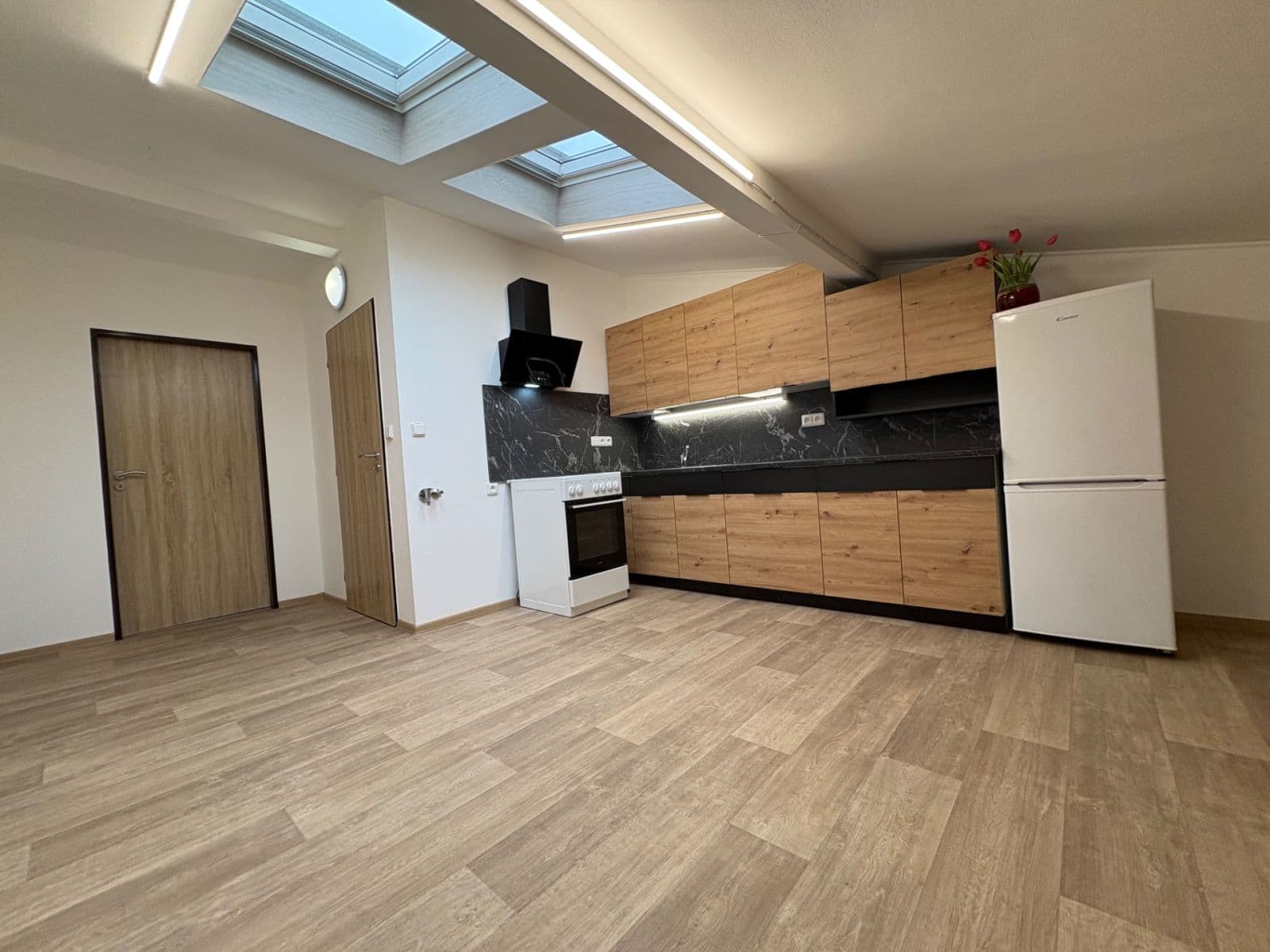 Prenájom bytu 2-izbový 44 m², Nádražní, Líbeznice, Středočeský kraj Prenájom bytu 2-izbový 44 m², Nádražní, Líbeznice, Středočeský kraj