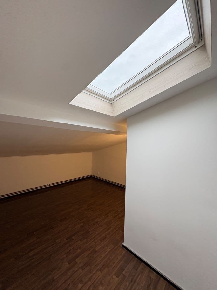 Prenájom bytu 2-izbový 44 m², Nádražní, Líbeznice, Středočeský kraj Prenájom bytu 2-izbový 44 m², Nádražní, Líbeznice, Středočeský kraj