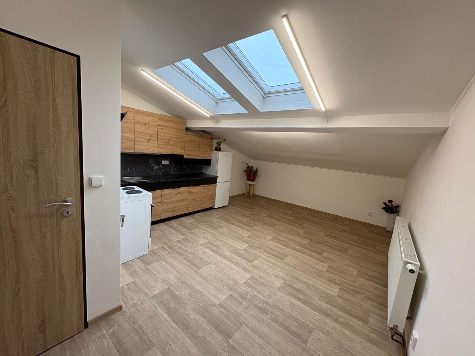 Prenájom bytu 2-izbový 44 m², Nádražní, Líbeznice, Středočeský kraj Prenájom bytu 2-izbový 44 m², Nádražní, Líbeznice, Středočeský kraj