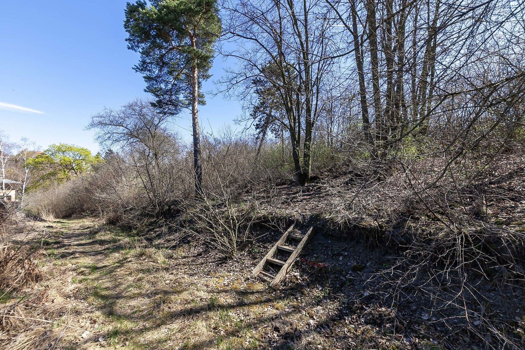 Predaj pozemku 910 m², Pod Višňovkou, Statenice, Středočeský kraj Predaj pozemku 910 m², Pod Višňovkou, Statenice, Středočeský kraj