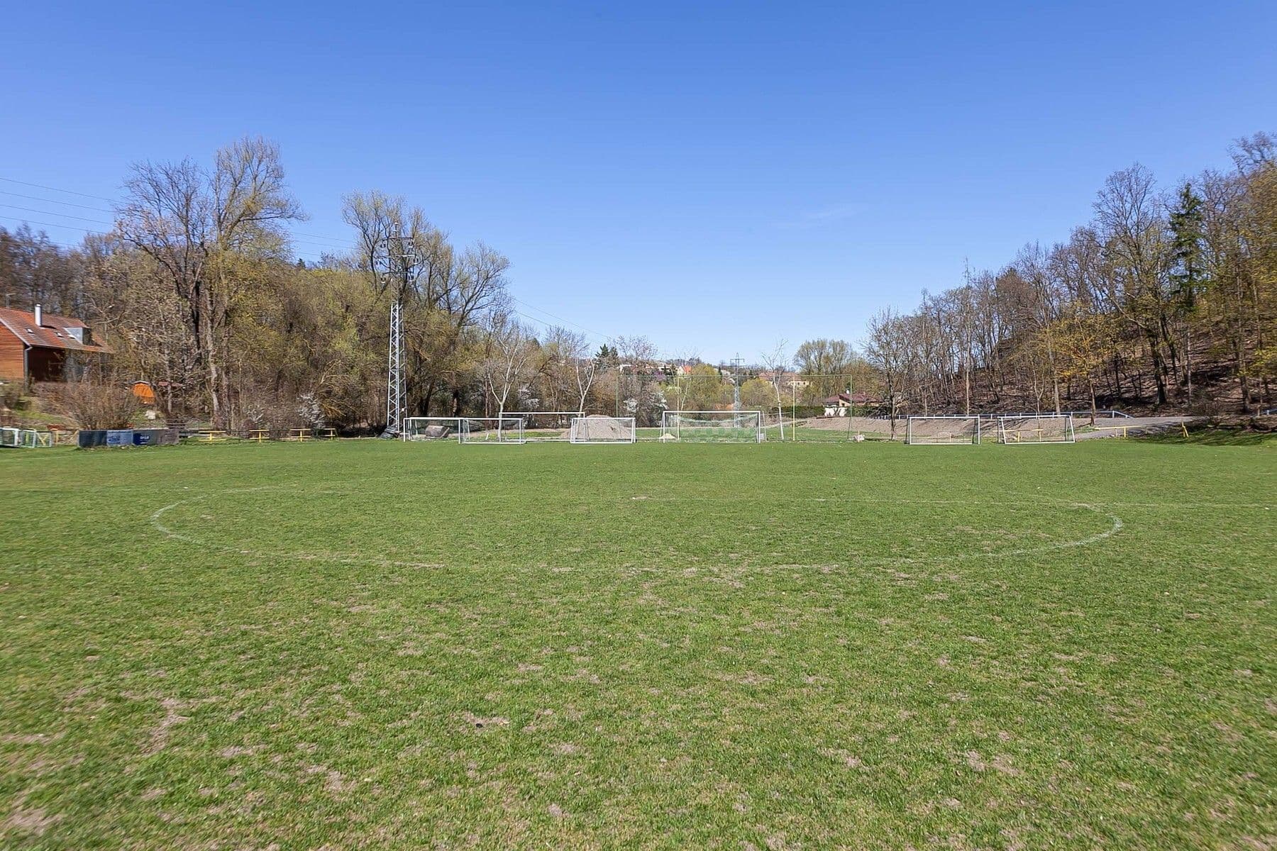 Predaj pozemku 910 m², Pod Višňovkou, Statenice, Středočeský kraj Predaj pozemku 910 m², Pod Višňovkou, Statenice, Středočeský kraj