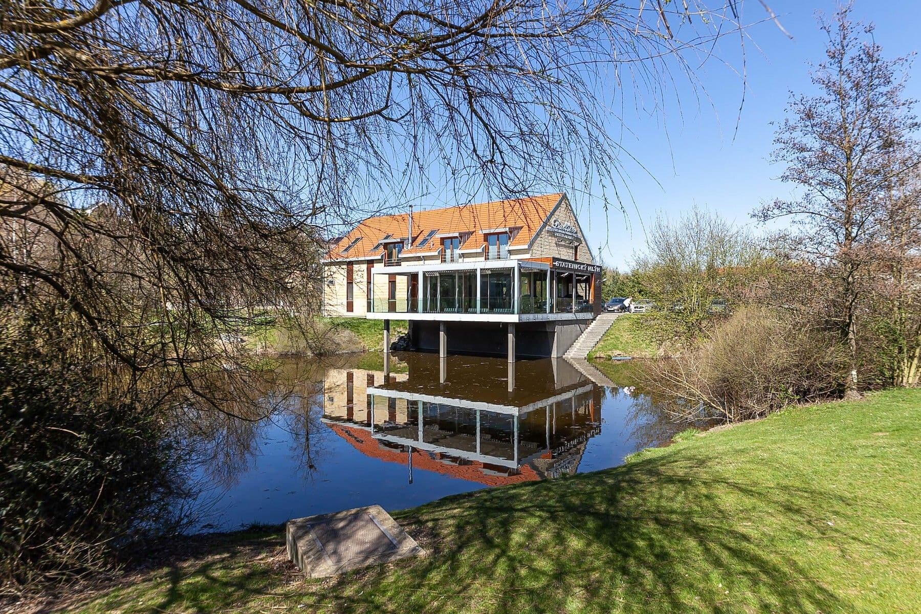 Predaj pozemku 910 m², Pod Višňovkou, Statenice, Středočeský kraj Predaj pozemku 910 m², Pod Višňovkou, Statenice, Středočeský kraj