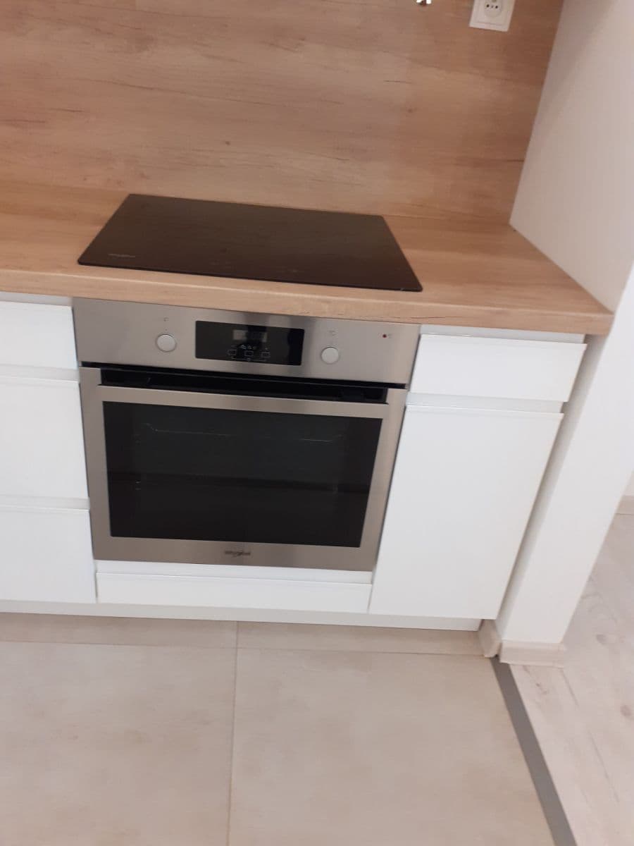 Prenájom bytu 1-izbový 35 m², Rakouská, Milovice, Středočeský kraj Prenájom bytu 1-izbový 35 m², Rakouská, Milovice, Středočeský kraj